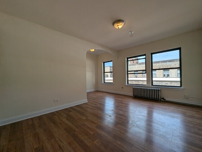 Foto del edificio - 5417 N Kenmore Ave