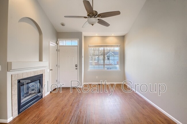 Building Photo - 4130 E 119th Pl