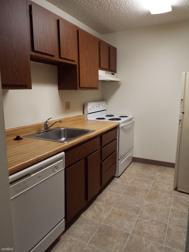 Foto principal - 3010 18th St S
