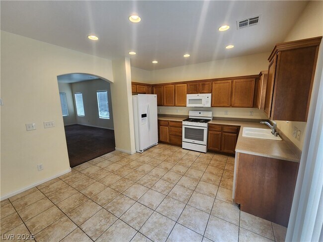 Foto del edificio - 9319 Fitzwilliam Ave