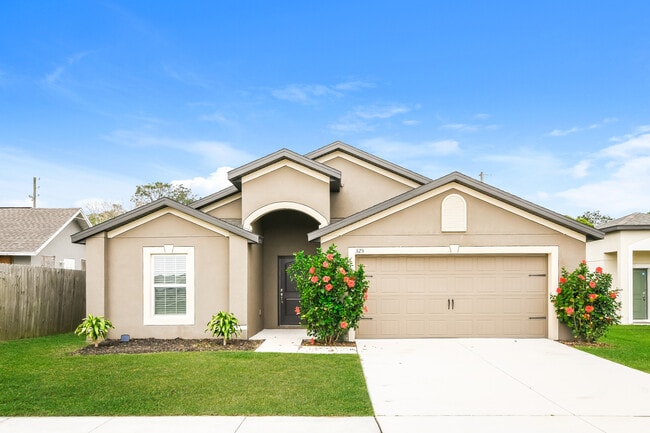 Building Photo - 325 Kensington View Dr