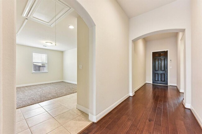 Foto del edificio - 5708 Viejo Dr