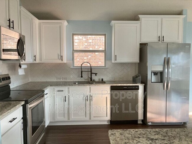 Foto del edificio - 107 Arborside Dr