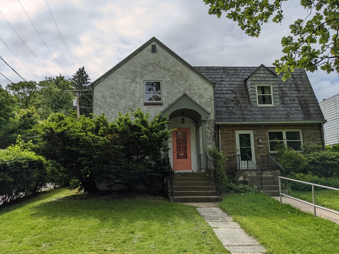 616 W Foster Ave, State College, PA 16801 Townhome Rentals in State