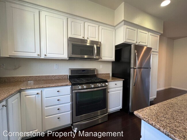 Foto del edificio - 3 br, 3.5 bath House - 1050 Vanilla Walkway