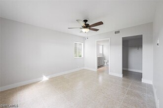 Building Photo - 7800 Emerald Cir