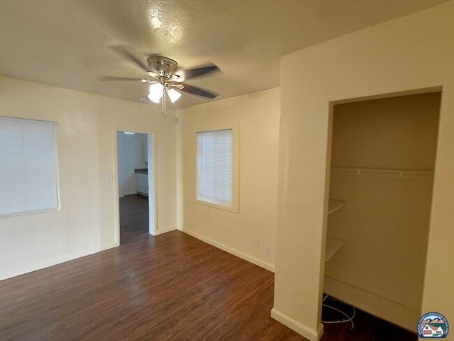 Building Photo - 1111 E St