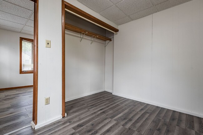 Building Photo - Cozy Home on the North Side