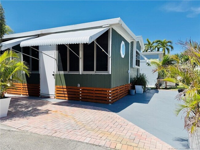 Foto del edificio - 10851 S Ocean Dr