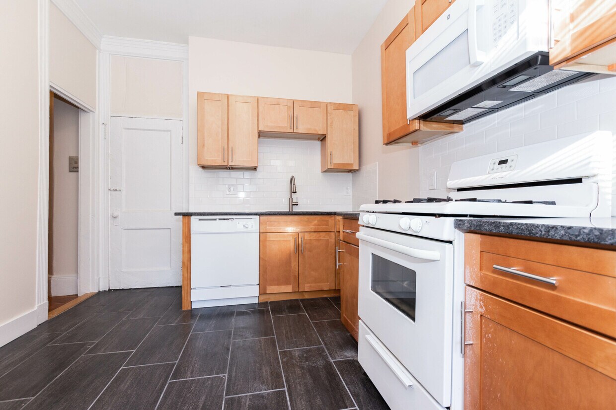 48 Brighton Ave Unit 7, Boston, MA 02134 Condo for Rent in Boston, MA