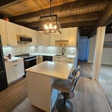 Building Photo - 2100 Lodgepole Cir
