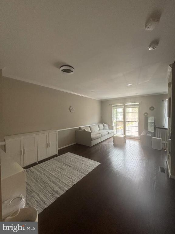 Foto del edificio - 4129 Fairfax Center Creek Dr