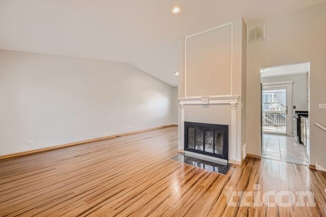 Foto del edificio - 4440 Trailside Ct