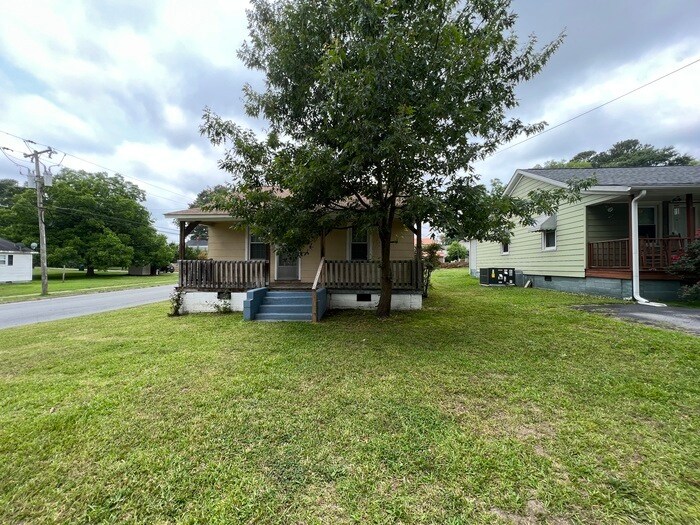 663 Williams St, Roanoke Rapids, NC 27870 House Rental in Roanoke