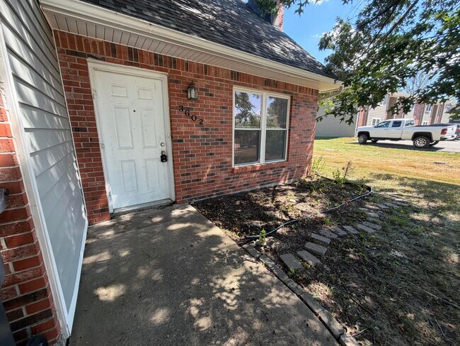 Foto del edificio - 3602 Hermitage Rd