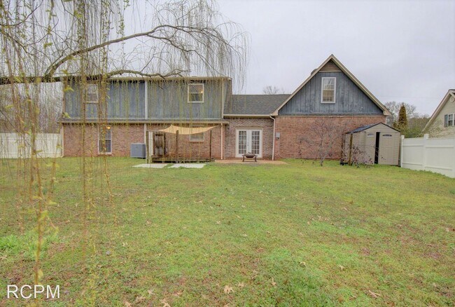 Building Photo - 3 br, 3 bath House - 139 Leathertree Lane