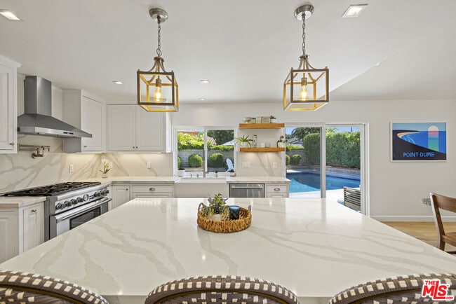 Foto del edificio - 4551 Wolsey Ct