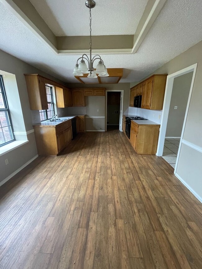 Foto del edificio - 1806 Oakview Dr