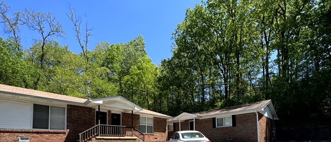 Photo - 800 Lullwater Rd Apartment