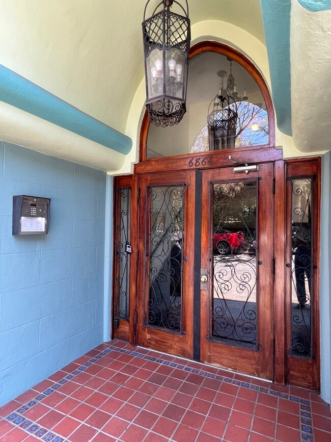Building Photo - 6864 Bonita Ter