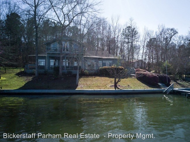 Building Photo - 4 br, 3.5 bath House - 720 Lee Road 0388