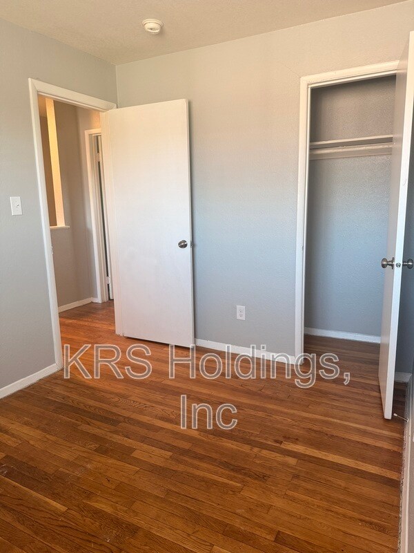 Building Photo - 4259Newsome Dr.