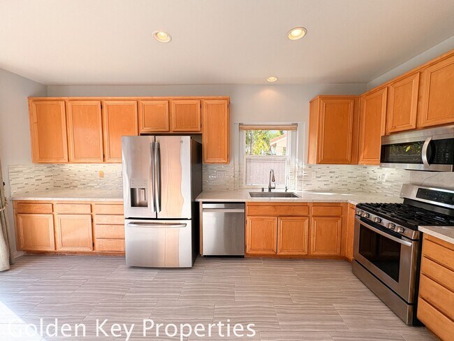 Building Photo - Welcome to this stunning home located in t...