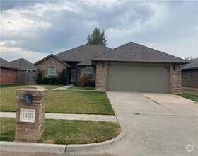 Building Photo - 1418 Spoonwood Rd