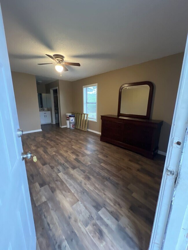 Foto del edificio - Efficiency Downstairs Apartment in Sulphur, La