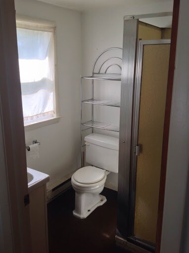 Bathroom - 348 Green St