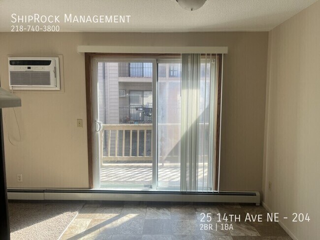 Foto del edificio - 25 14th Ave NE