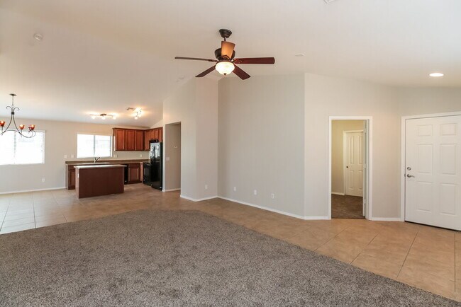 Building Photo - 1674 W Corriente Dr