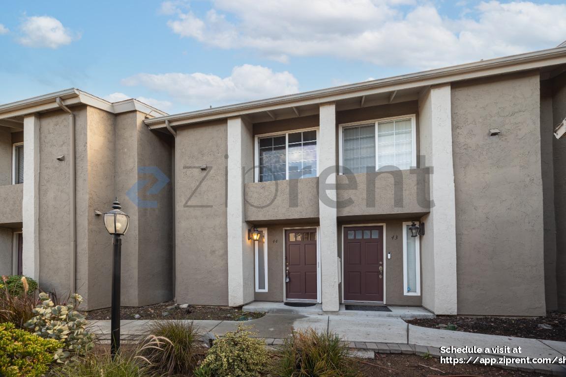 Foto principal - 10264 Maya Linda Rd