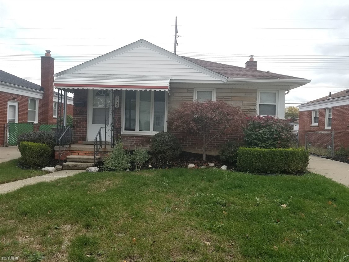 29900 Taylor St, Saint Clair Shores, MI 48082 - House Rental in Saint Clair  Shores, MI | Apartments.com