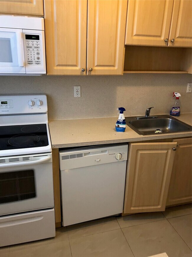 Foto del edificio - 110 SE 2nd St