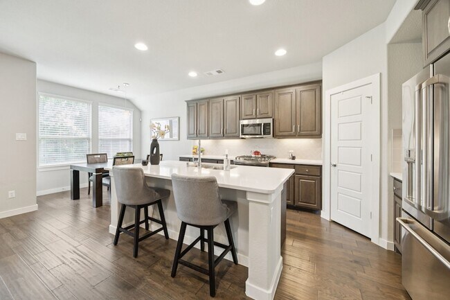 Foto del edificio - 1733 Lark Ln