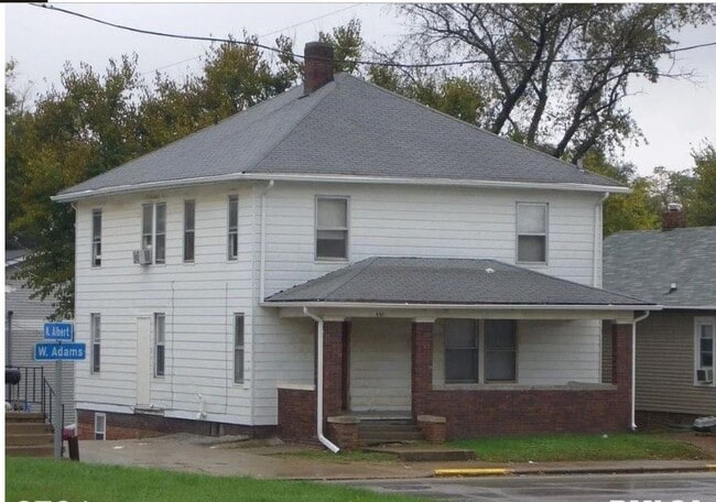 Building Photo - 404 W Adams St