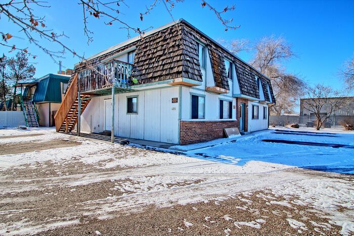 Foto del edificio - Spacious 2BR in Clifton 4-Plex - Private Parking included