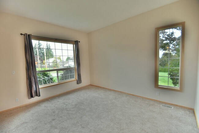 Foto del edificio - 4Bd/2.5Ba Everett House
