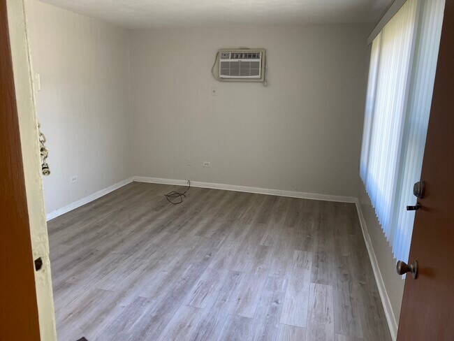 Foto del edificio - 507 E 107th St