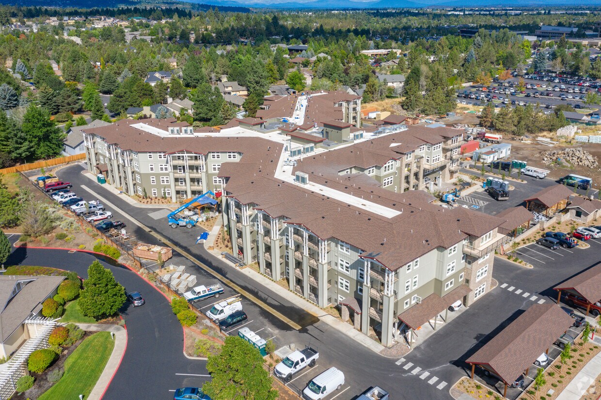 The Alexander Apartments 1125 NE Watt Way Bend, OR