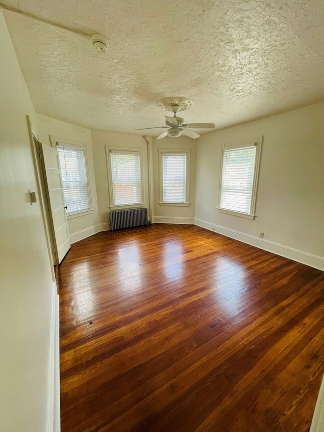 Building Photo - 134-136 Ruggles Street, Unit 1
