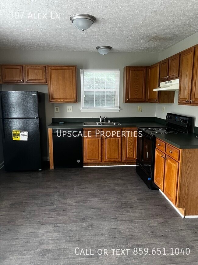 Foto del edificio - 307 Alex Ln