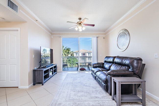 Foto del edificio - 5308 Myrtlewood Cir E