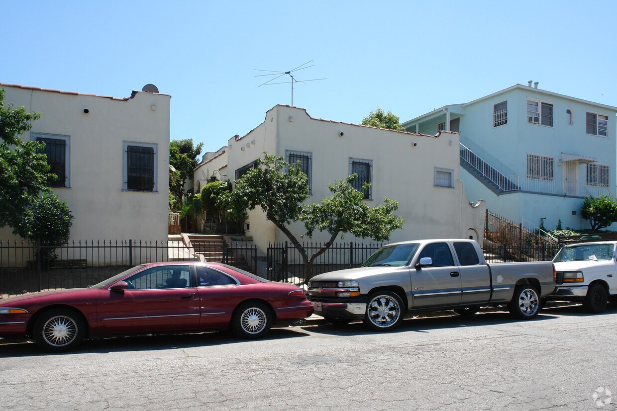 Primary Photo - 3264 Monette Pl