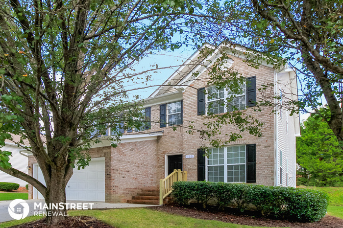 Foto principal - 135 Brooks Landing Dr