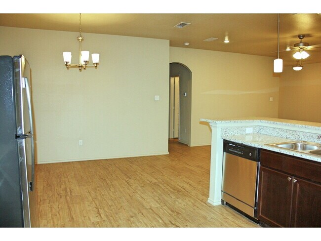 Building Photo - Townhome Located in Frenship with Huge Backyard!