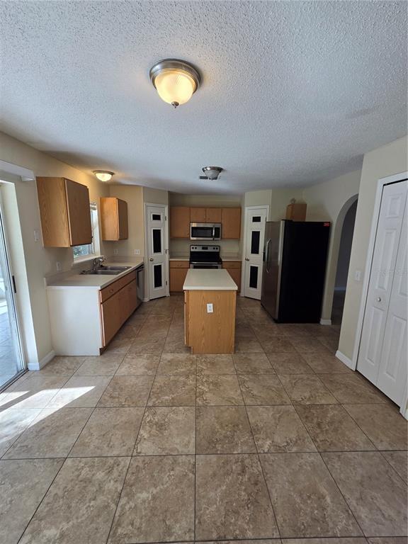 Building Photo - 9442 Water Fern Cir