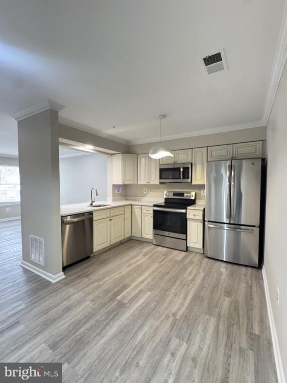 Foto del edificio - 13927 Highstream Pl