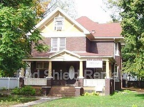 Building Photo - 314 Pearl St